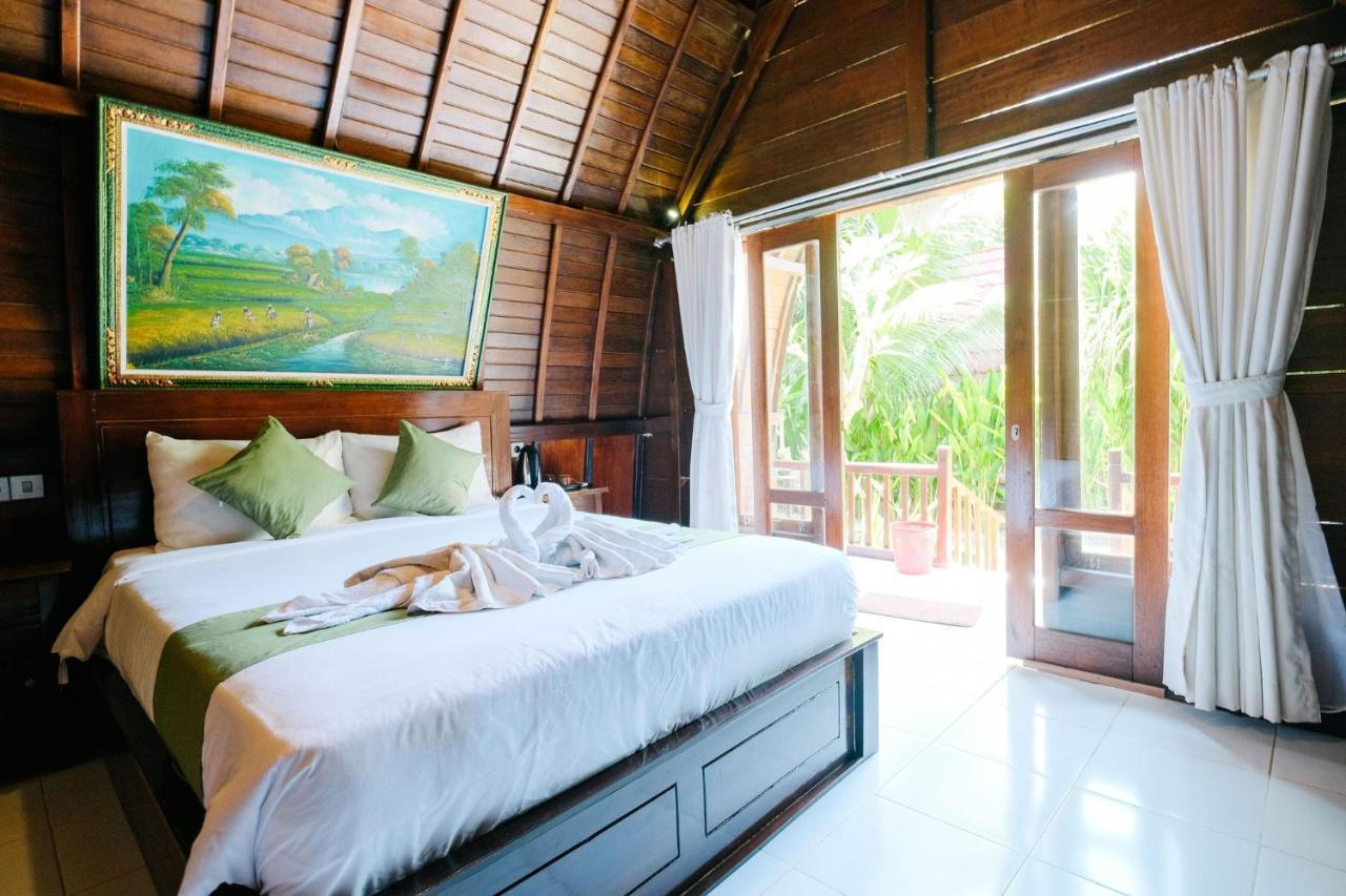 Adi Bungalow Nusa Penida Redpartner Ped Kültér fotó