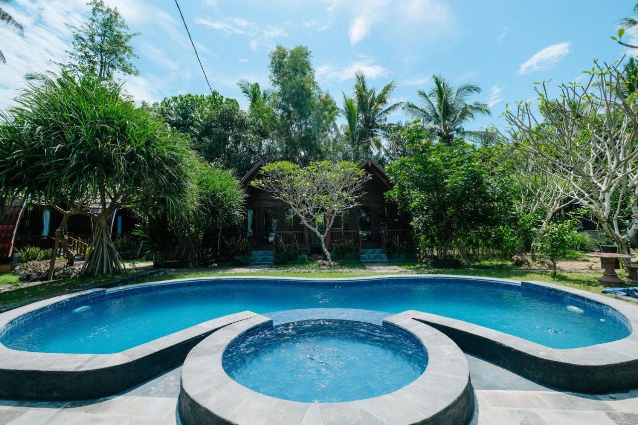 Adi Bungalow Nusa Penida Redpartner Ped Kültér fotó