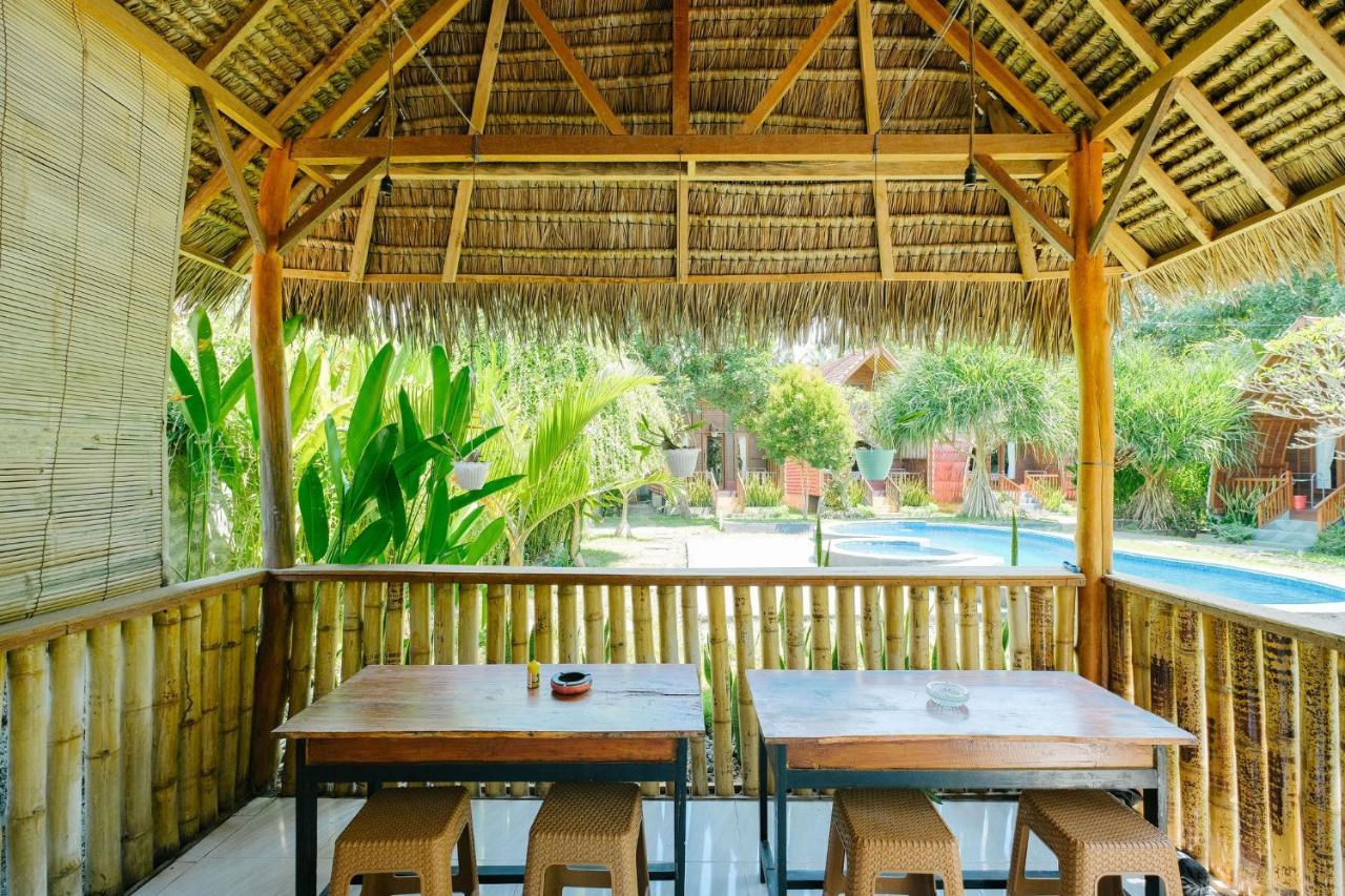 Adi Bungalow Nusa Penida Redpartner Ped Kültér fotó