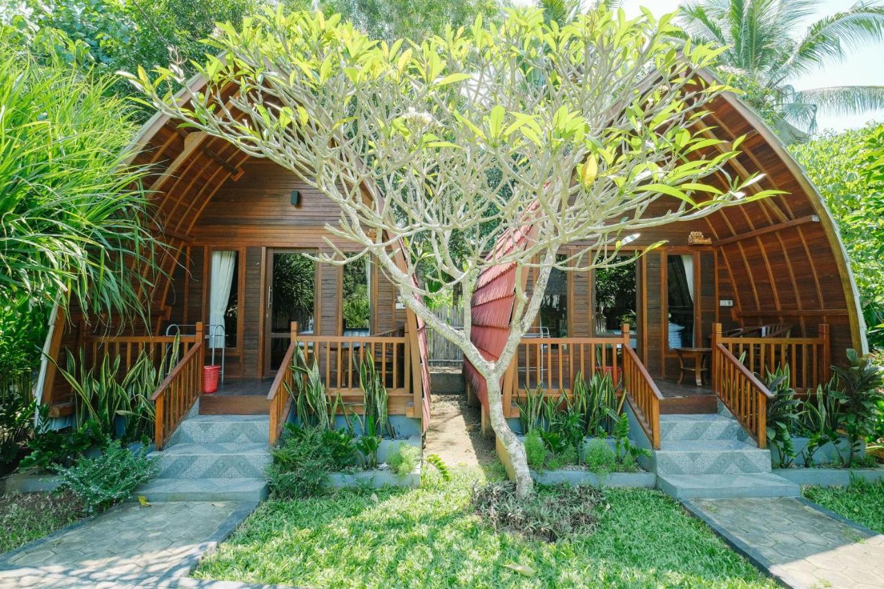 Adi Bungalow Nusa Penida Redpartner Ped Kültér fotó
