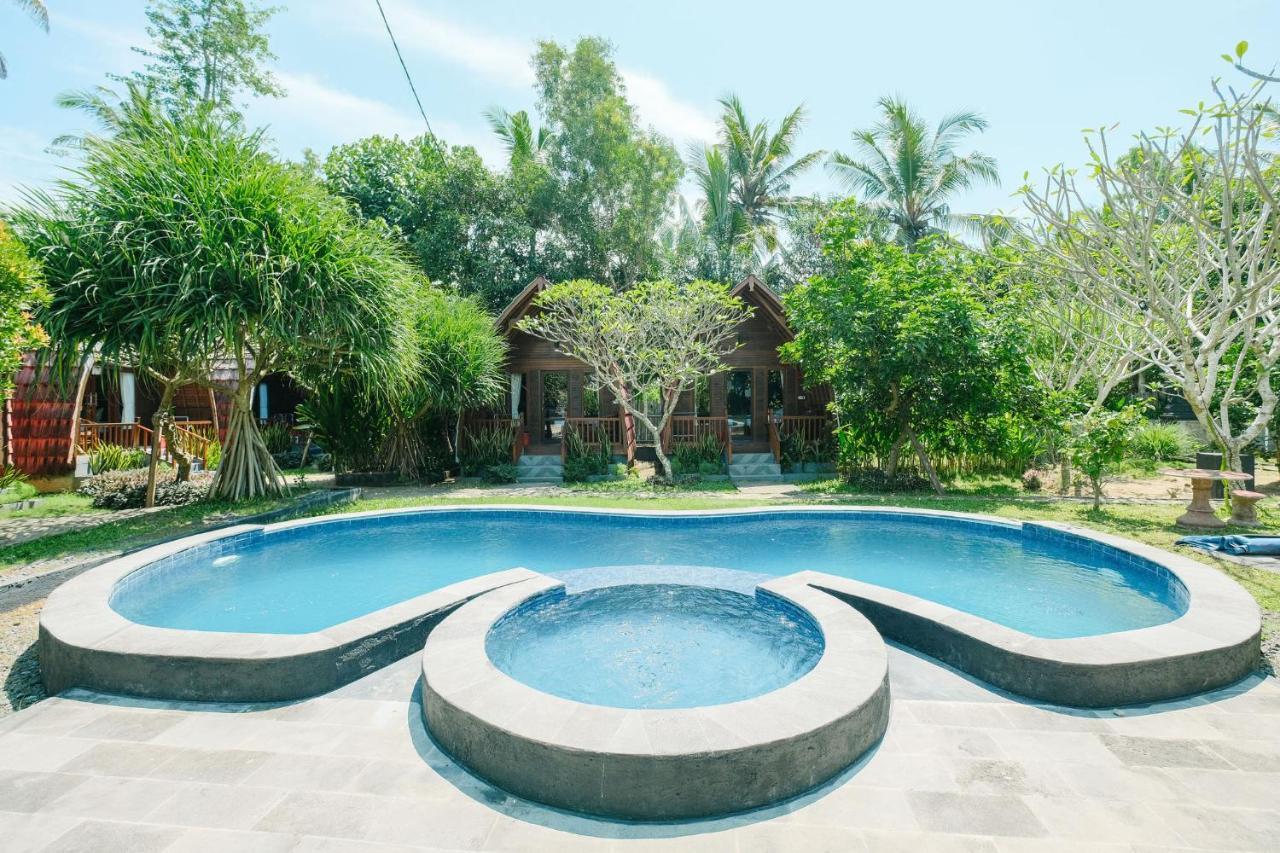 Adi Bungalow Nusa Penida Redpartner Ped Kültér fotó