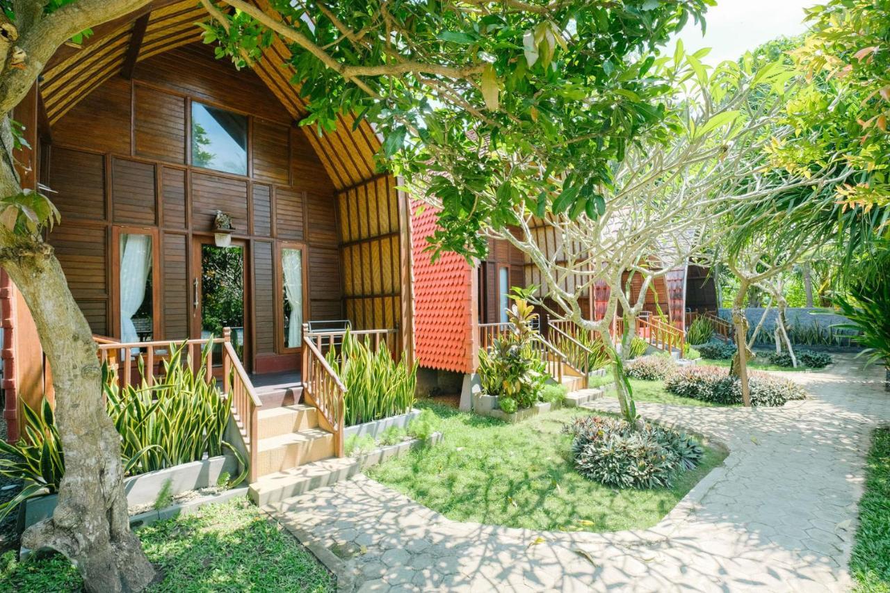 Adi Bungalow Nusa Penida Redpartner Ped Kültér fotó